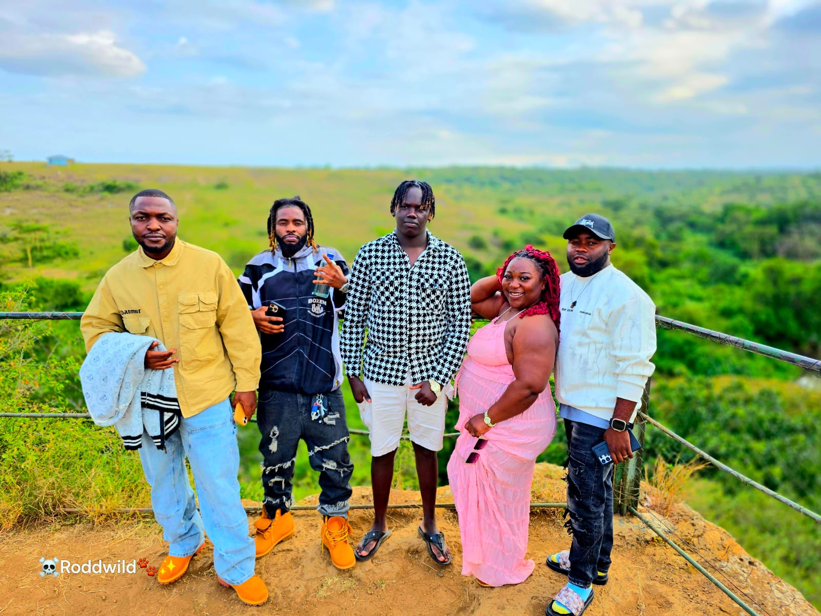 Elephant & Kilimanjaro Safari